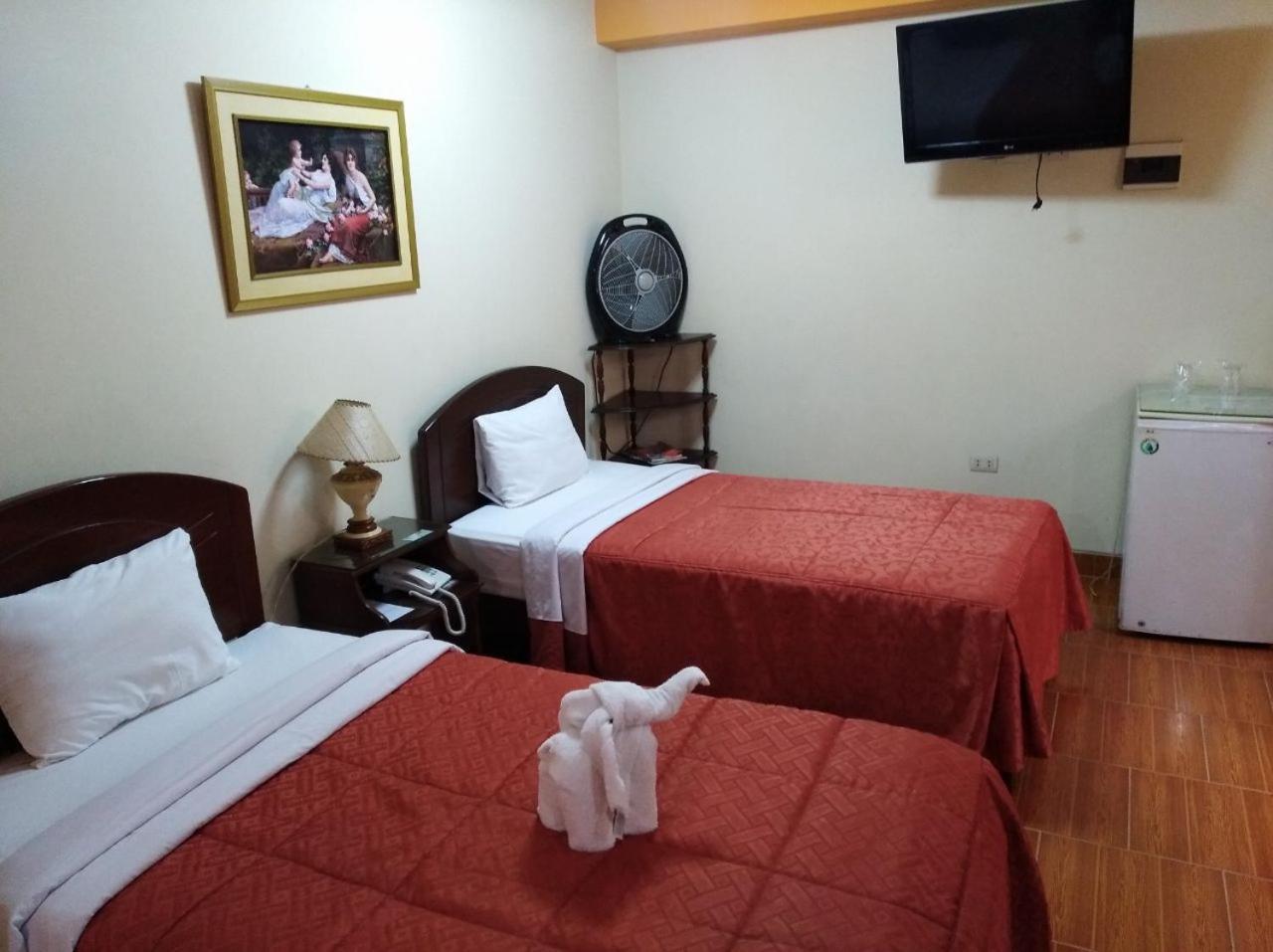 Hotel Plaza Bolognesi 344 Трухильо Экстерьер фото
